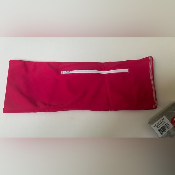 SLS3 HipZipp Running Belt - Picture 2 of 12